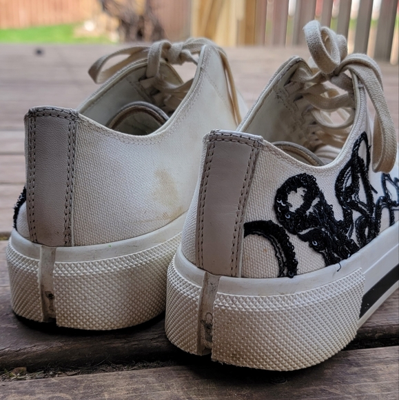 Alexander Mcqueen Low Cut Embroidered Octopus Sneakers - As Is - Picture 8 of 11